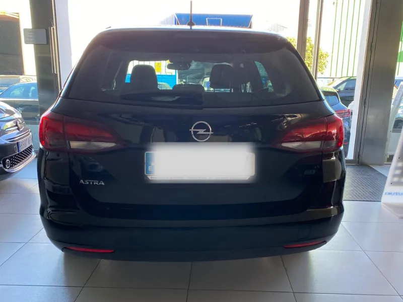 Play Car Costa, Coches de ocasion en Estepona, OPEL Astra Sports Tourer